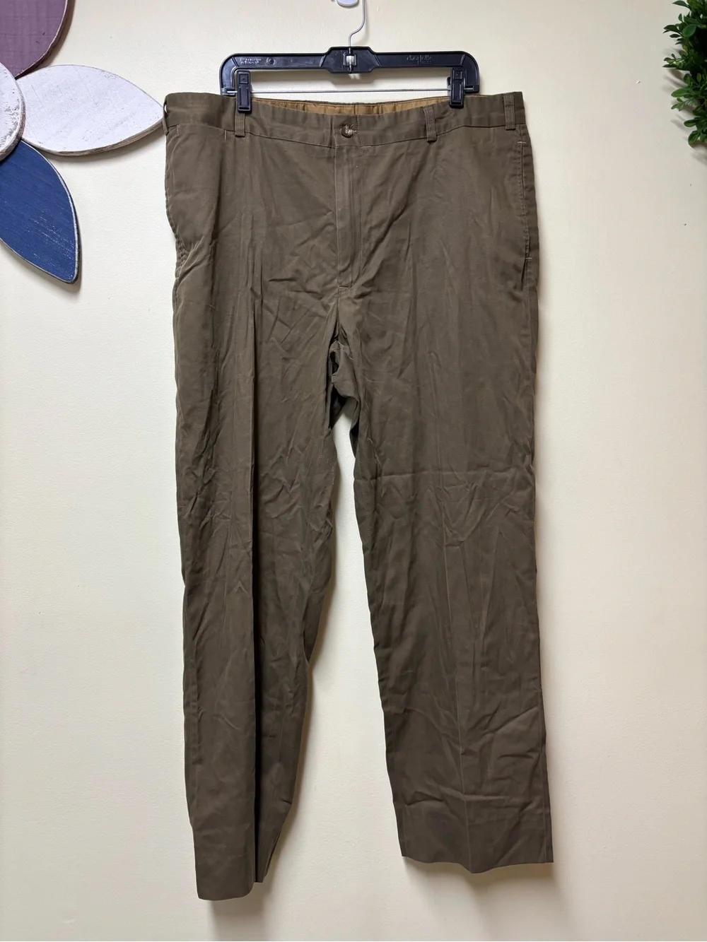Bills Khakis Men’s Classic Fit M2 Original Twill Pants 40 x 31